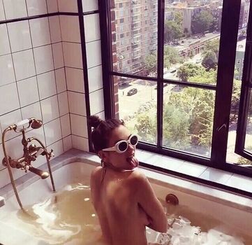 Dua lipa  page leaked private photo uncensored HD quality