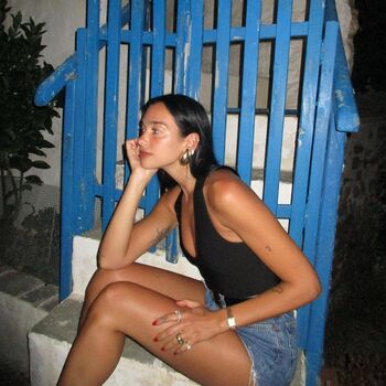 Dua lipa  page leaked private photo uncensored HD quality
