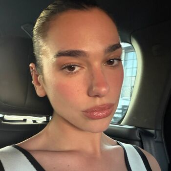 Dua lipa  page leaked private photo uncensored HD quality