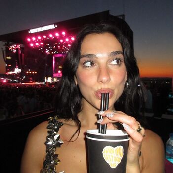 Dua lipa  page leaked private photo uncensored HD quality