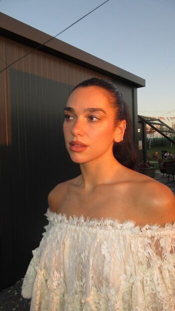 Dua lipa  page leaked private photo uncensored HD quality