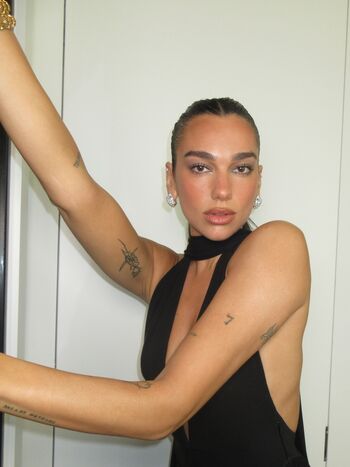 Dua lipa  page leaked private photo uncensored HD quality