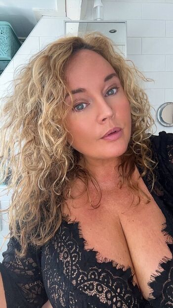 Dutchycurves leaked private photo uncensored HD quality