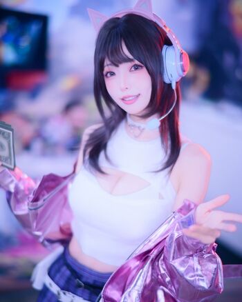 Eeelyeee leaked private photo uncensored HD quality