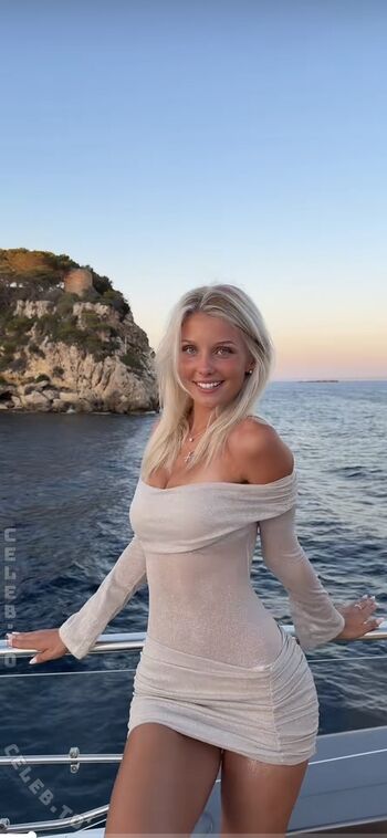 Elena zoe page leaked private photo uncensored HD quality