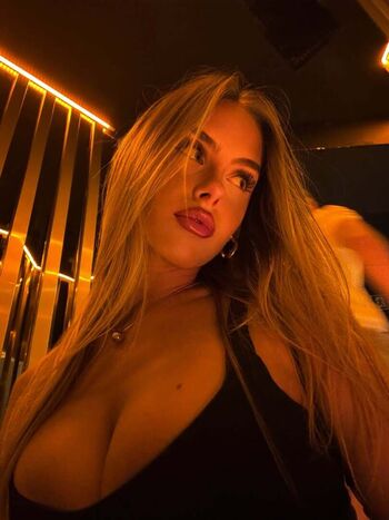 Elisa pellegrino  page leaked private photo uncensored HD quality