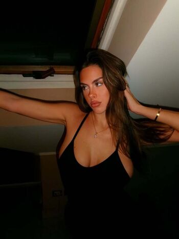 Elisa pellegrino  page leaked private photo uncensored HD quality