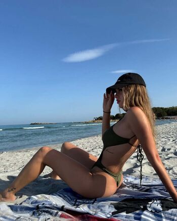 Elisa pellegrino leaked private photo uncensored HD quality