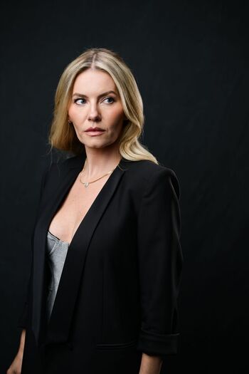 Elisha cuthbert leaked private photo uncensored HD quality