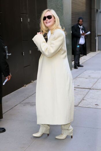 Elle fanning leaked private photo uncensored HD quality