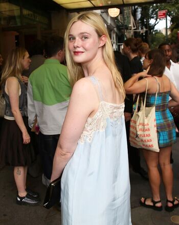 Elle fanning page leaked private photo uncensored HD quality