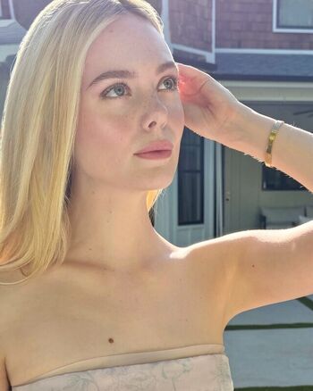 Elle fanning page leaked private photo uncensored HD quality