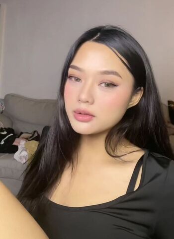 Ellesyanamira page leaked private photo uncensored HD quality