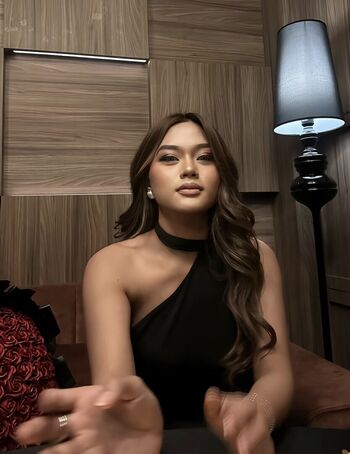 Ellesyanamira page leaked private photo uncensored HD quality