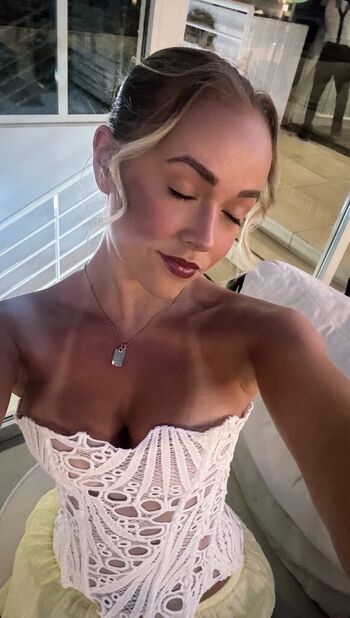 Ellie dadd leaked private photo uncensored HD quality