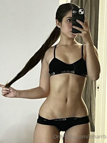 Emarr b leaked private photo uncensored HD quality