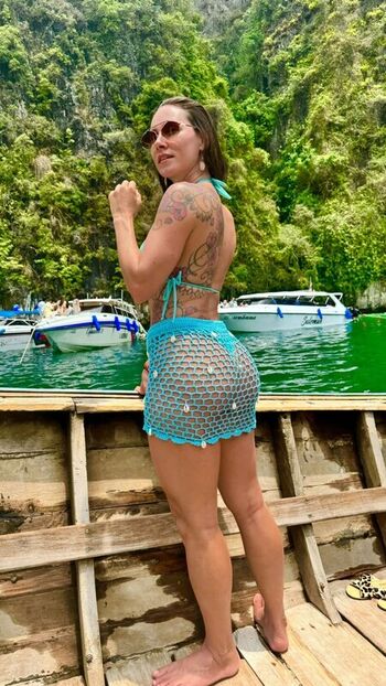 Embarquenasmilhas page leaked private photo uncensored HD quality