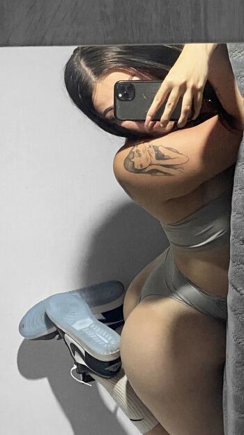 Emily leaked private photo uncensored HD quality