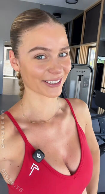 Emilia bte page leaked private photo uncensored HD quality