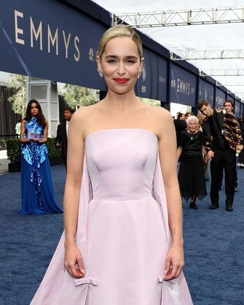 Emilia clarke page leaked private photo uncensored HD quality
