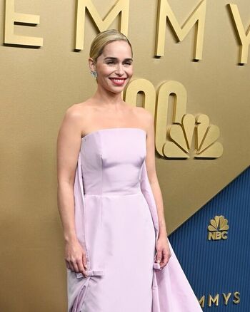 Emilia clarke page leaked private photo uncensored HD quality
