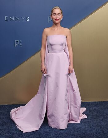 Emilia clarke page leaked private photo uncensored HD quality