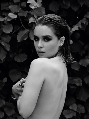 Emilia clarke page leaked private photo uncensored HD quality