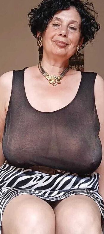 Emilia di giovanni page leaked private photo uncensored HD quality