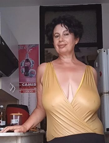 Emilia di giovanni leaked private photo uncensored HD quality