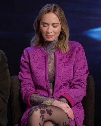 Emily blunt leaked private photo uncensored HD quality