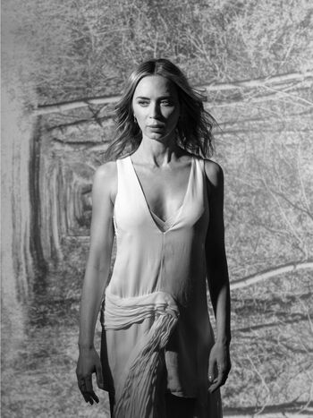 Emily blunt leaked private photo uncensored HD quality