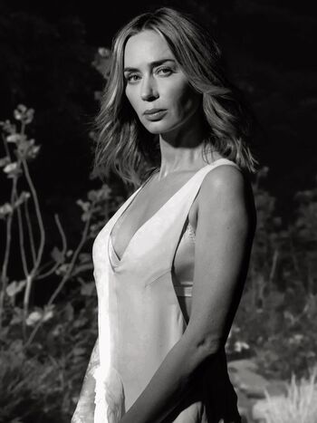 Emily blunt leaked private photo uncensored HD quality