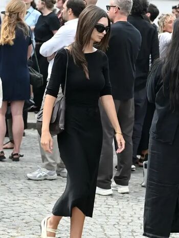 Emily ratajkowski  page leaked private photo uncensored HD quality