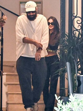 Emily ratajkowski leaked private photo uncensored HD quality