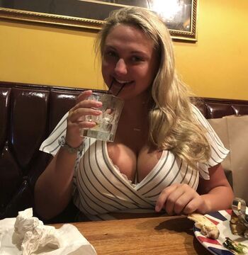Emma burzynski page leaked private photo uncensored HD quality