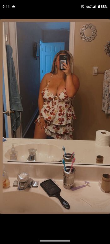 Emma burzynski page leaked private photo uncensored HD quality