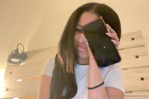 Emmmyxo leaked private photo uncensored HD quality