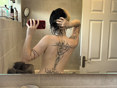 Emzeeni leaked private photo uncensored HD quality