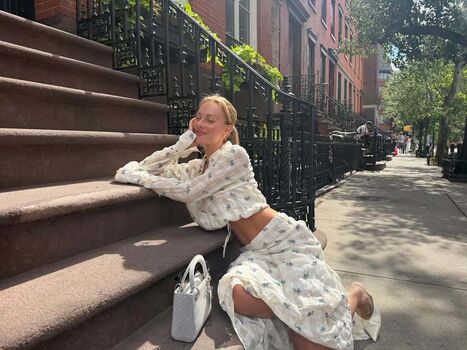 Ester exposito leaked private photo uncensored HD quality
