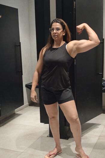 Fitmom kusum leaked private photo uncensored HD quality