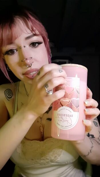 Flodaasmr leaked private photo uncensored HD quality