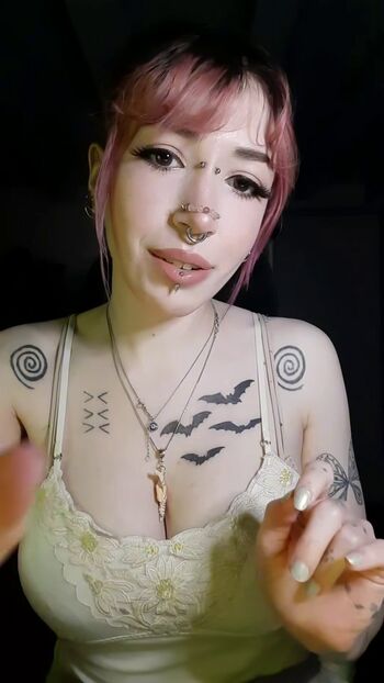 Flodaasmr leaked private photo uncensored HD quality