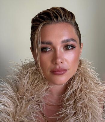 Florence pugh  page leaked private photo uncensored HD quality