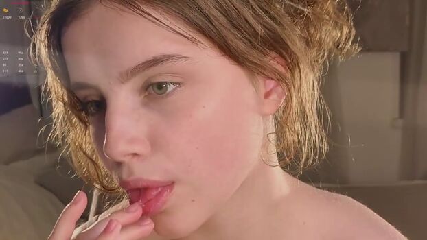 Gabimeshuggah leaked private photo uncensored HD quality