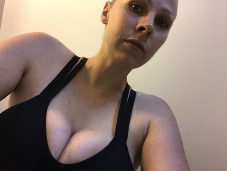 Gianna michaels  page leaked private photo uncensored HD quality