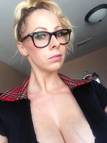 Gianna michaels  page leaked private photo uncensored HD quality