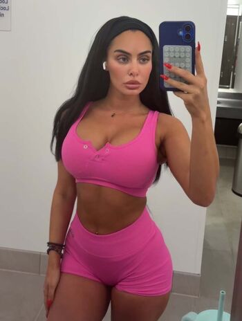 Girls in wedgy fitness shorts page leaked private photo uncensored HD quality