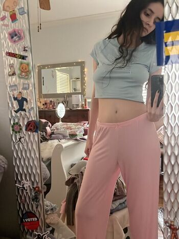 Gizellefuentes leaked private photo uncensored HD quality