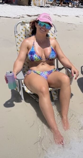 Glitzzyjen leaked private photo uncensored HD quality