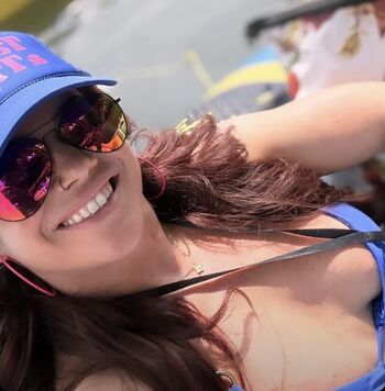 Glitzzyjen leaked private photo uncensored HD quality